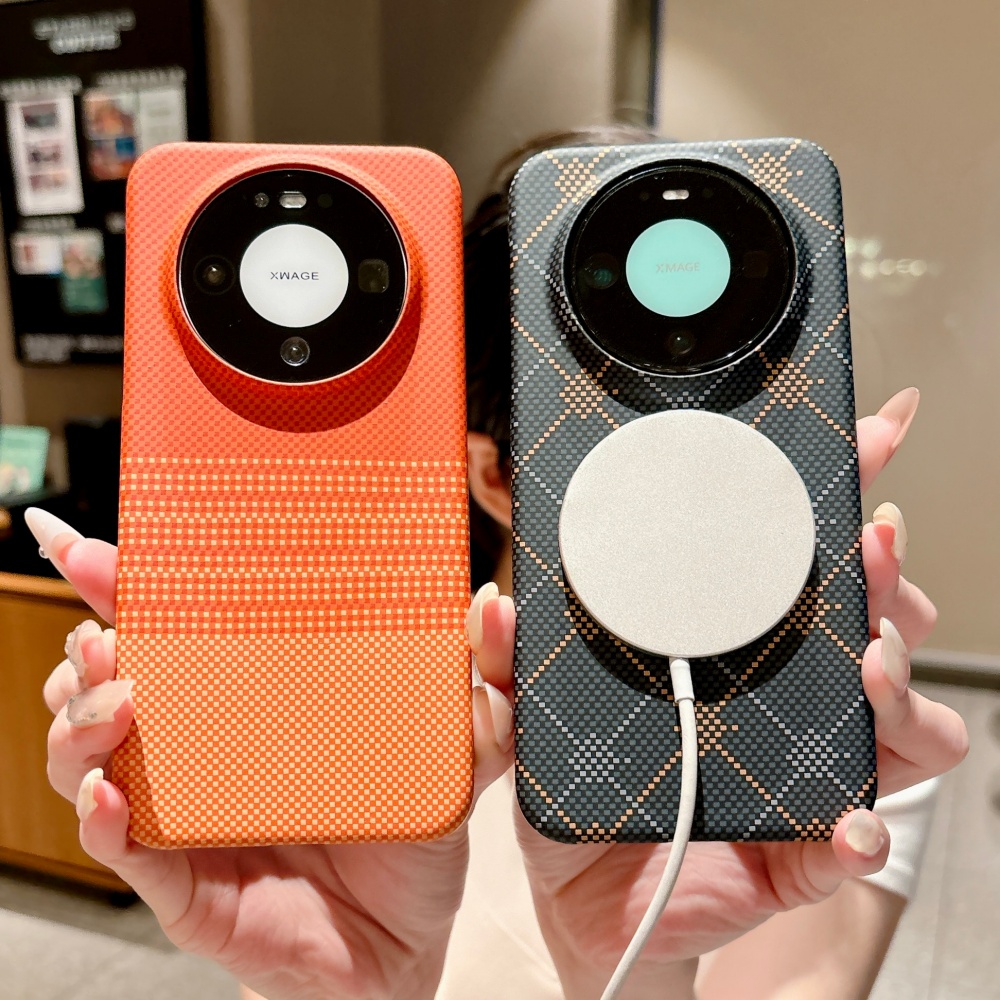 Huawei Pura 70 - Luxe Mat Half Frame Carbon Fiber